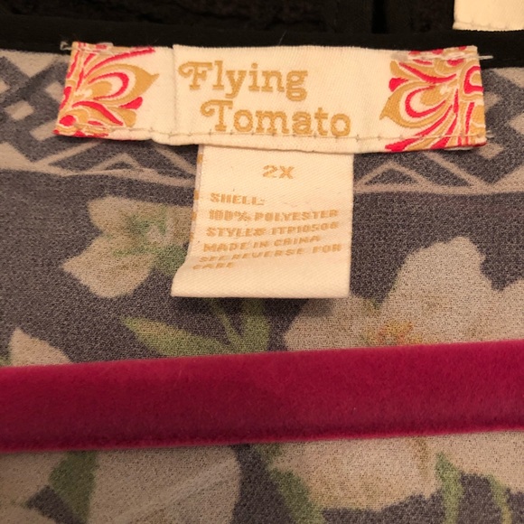 Flying Tomato Floral  Blouse - Picture 3 of 3